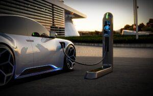 Förderung Solarstrom für Elektroautos - Abbildung E-Mobil mit Wallbox